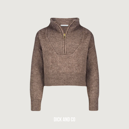 Boxy Beau Pullover